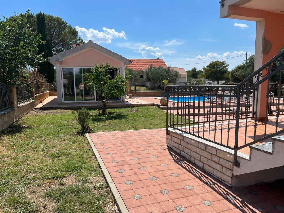 Villa Paludo Novigrad  Ngoại thất bức ảnh